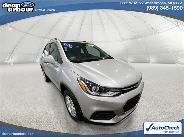 Used 2019 Chevrolet Trax LT with VIN KL7CJPSB2KB951256 for sale in West Branch, MI