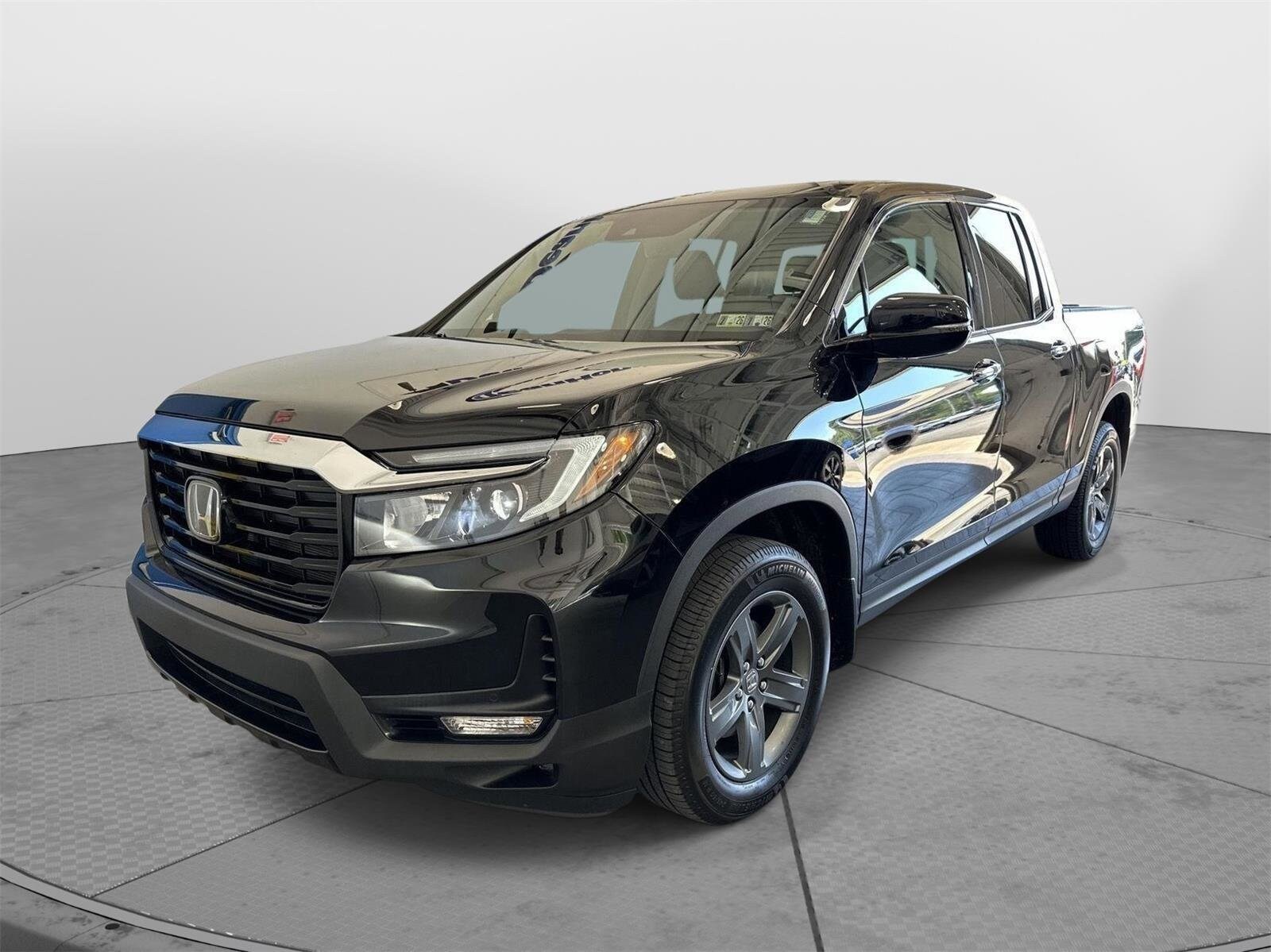 2023 Honda Ridgeline RTL-E photo 2