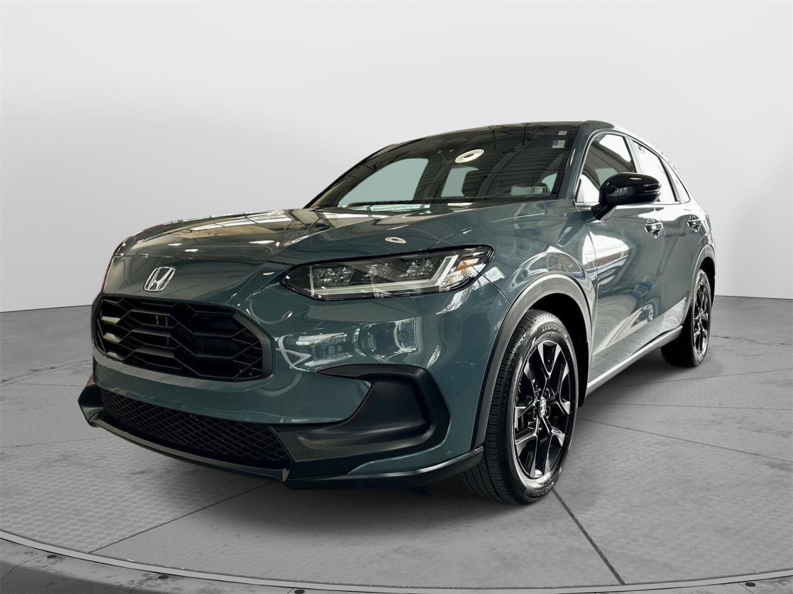 2025 Honda HR-V Sport photo 2
