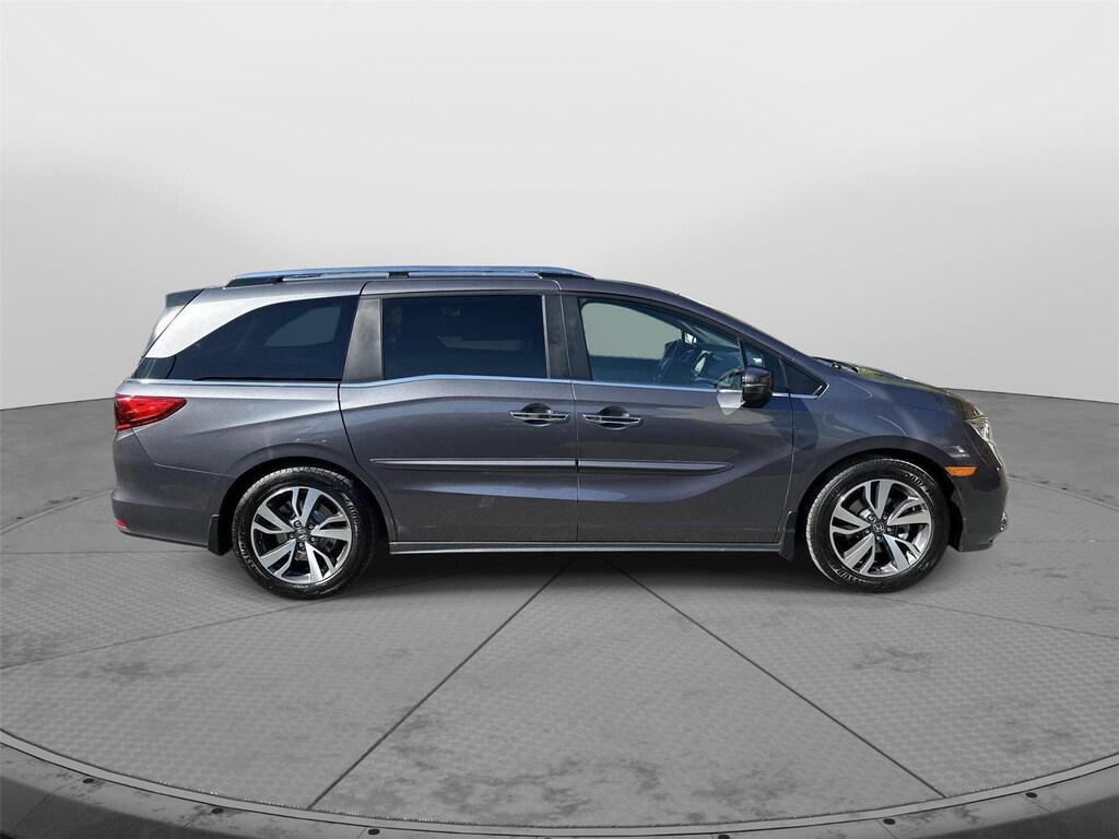 2022 Honda Odyssey Touring photo 47