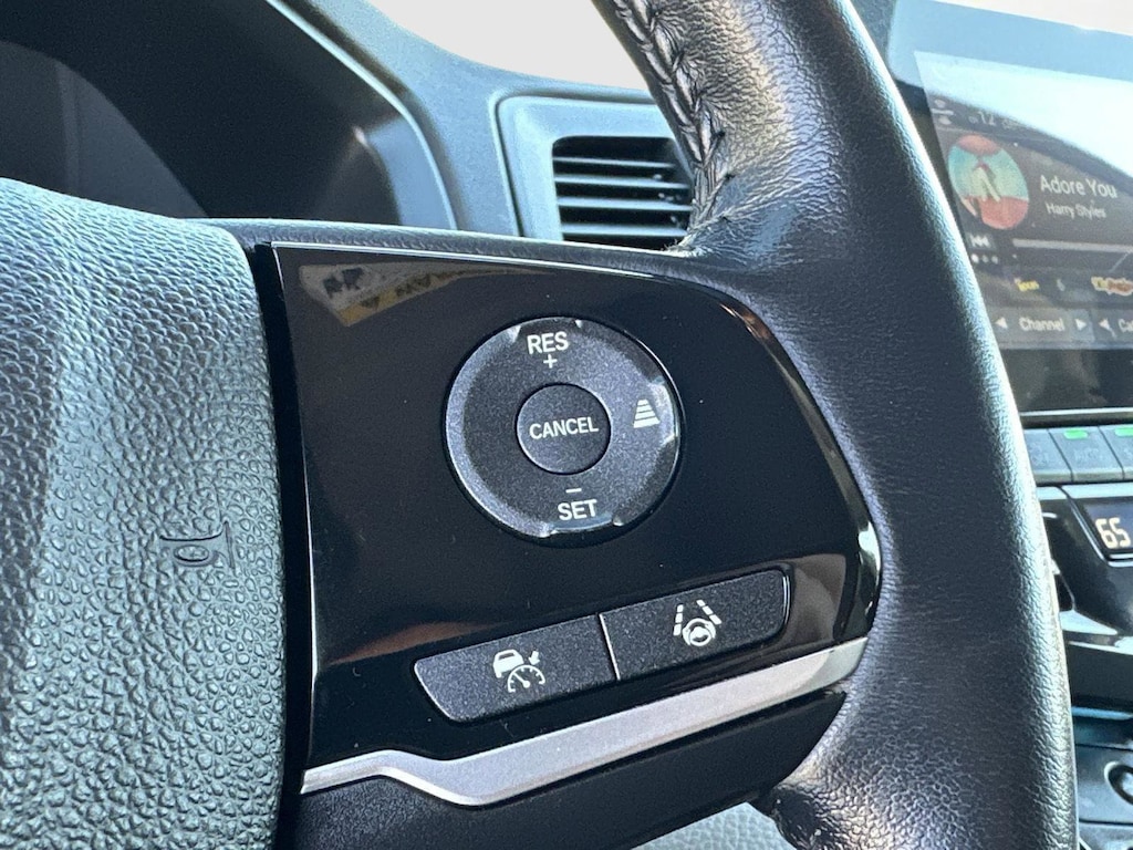 2022 Honda Odyssey Touring photo 13