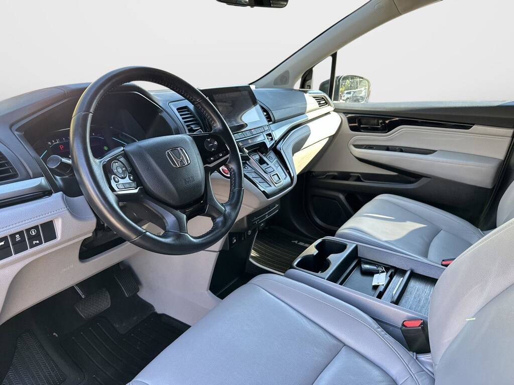 2022 Honda Odyssey Touring photo 29