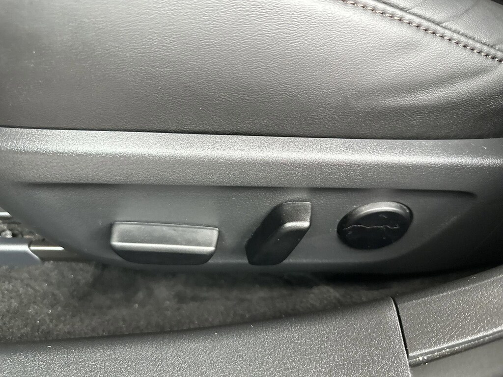 2024 Mazda Mazda3 Hatchback 2.5 s Preferred photo 28