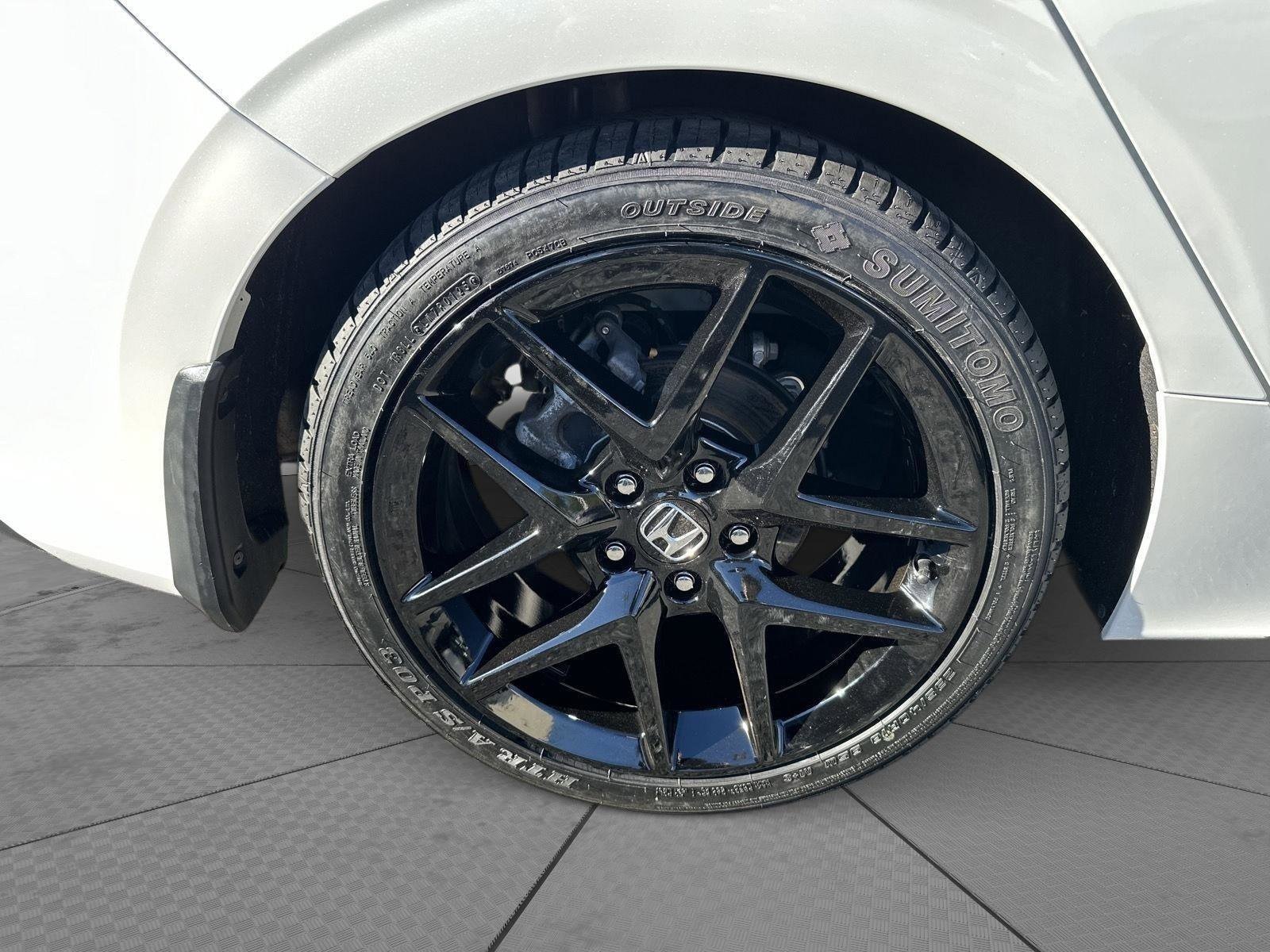 2022 Honda Civic Sport Hatchback photo 4