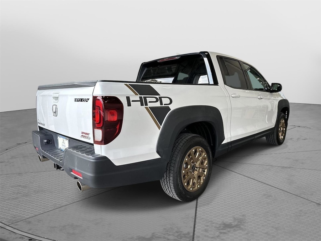 2021 Honda Ridgeline Sport photo 4