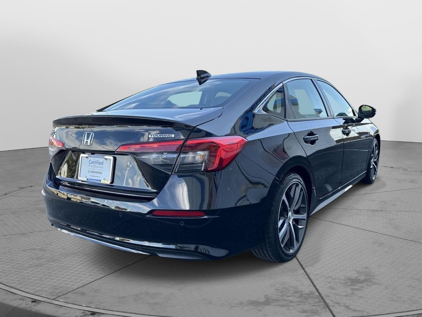 2022 Honda Civic Touring photo 4