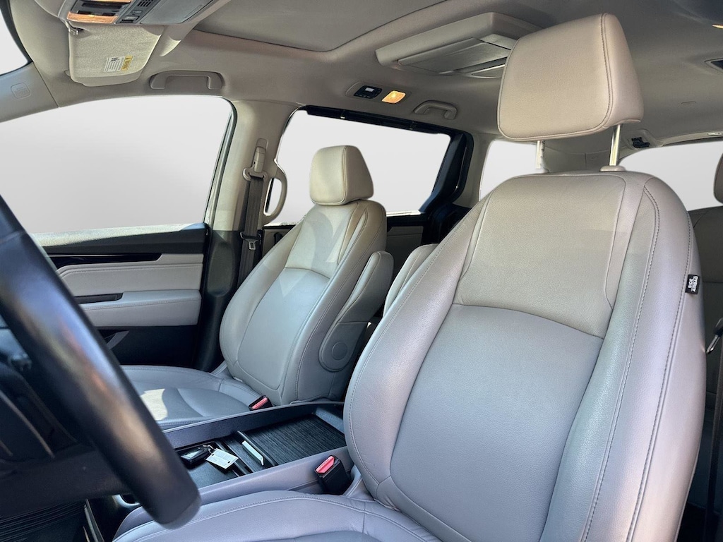 2022 Honda Odyssey Touring photo 30
