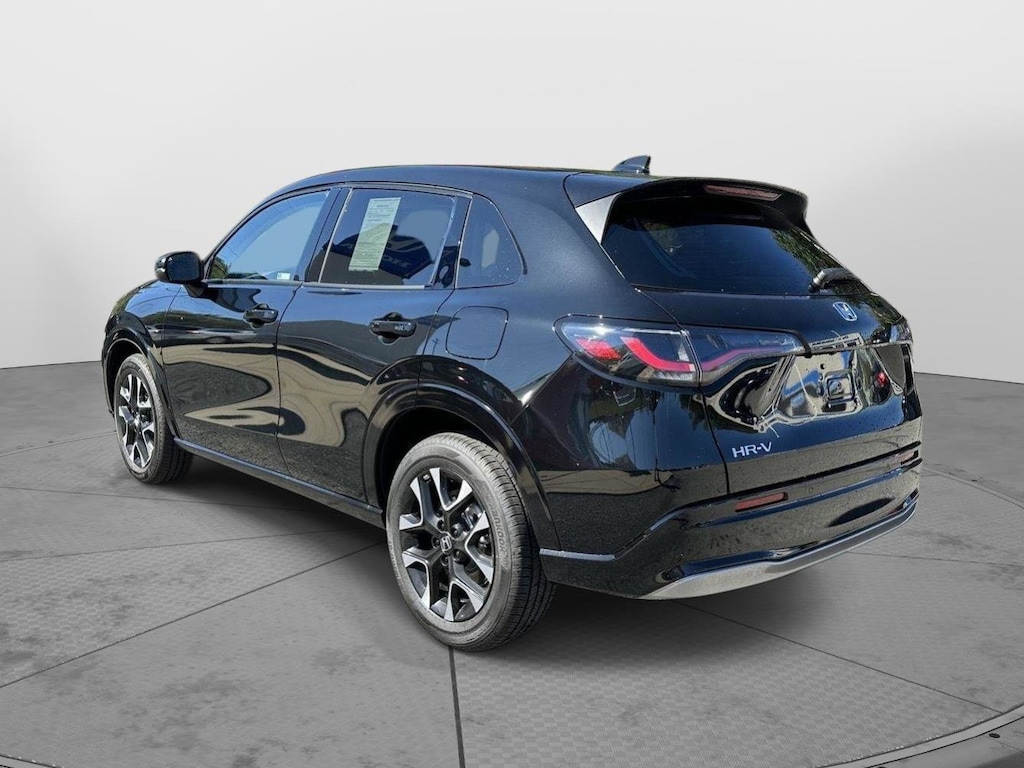 2026 Honda HR-V EX-L photo 3