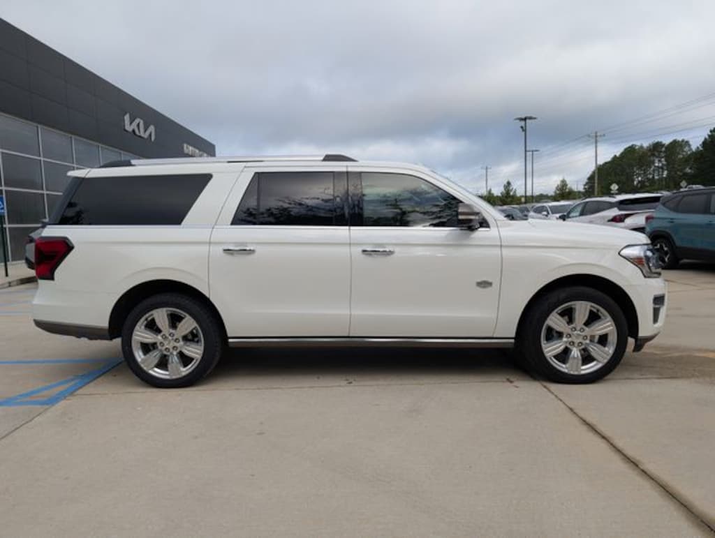 Used 2024 Ford Expedition Max King Ranch SUV