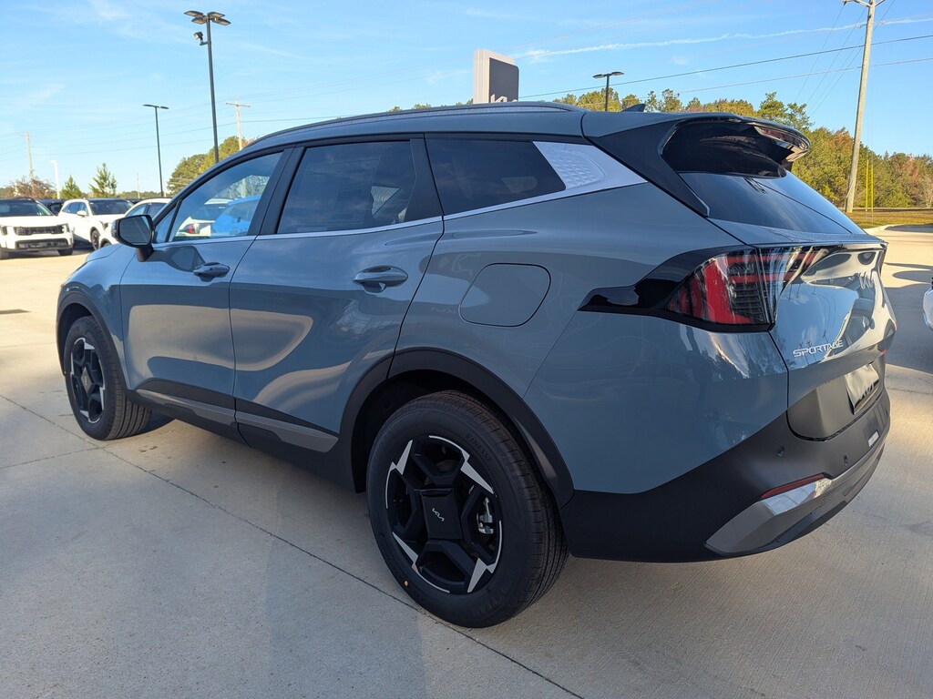 New 2026 Kia Sportage Hybrid EX SUV