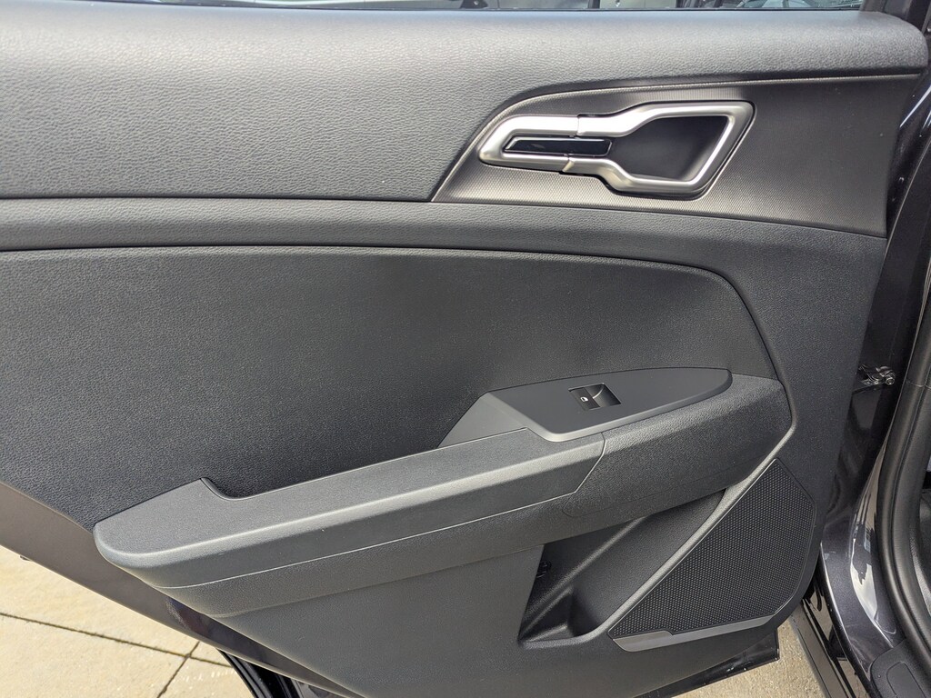 New 2026 Kia Sportage LX SUV