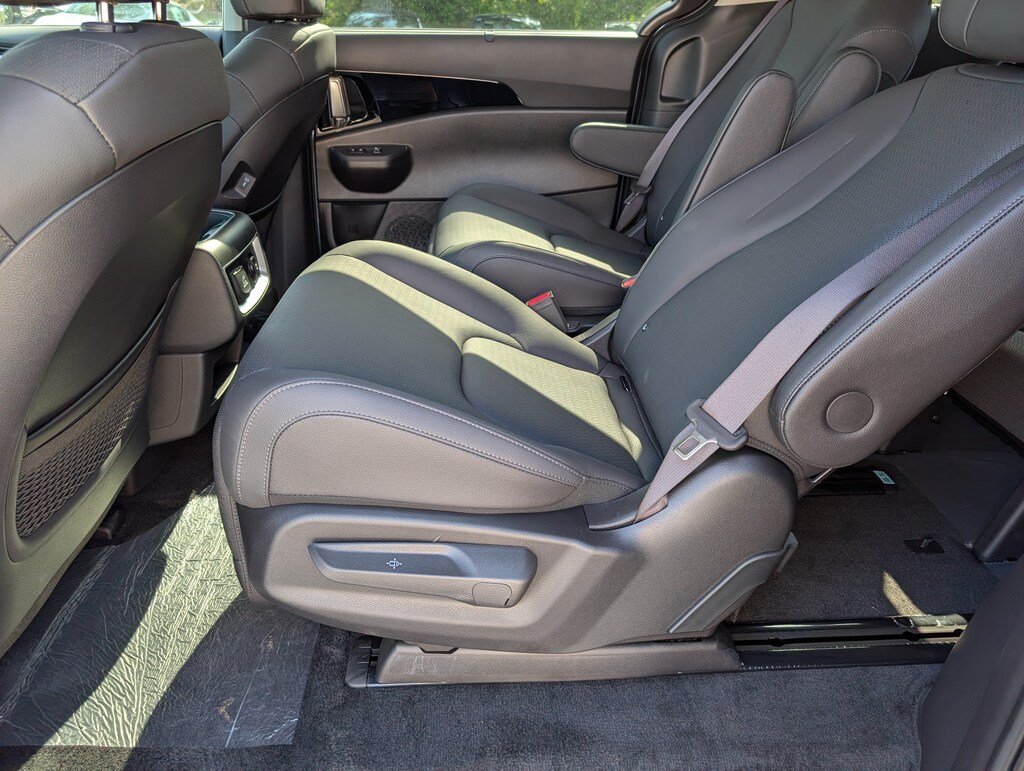 New 2026 Kia Carnival SX Prestige Van Passenger Van