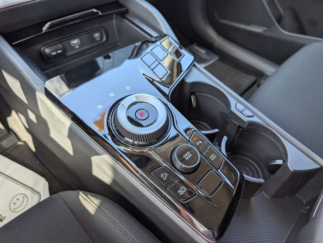 2025 Kia Sportage LX Hybrid - Photo 16