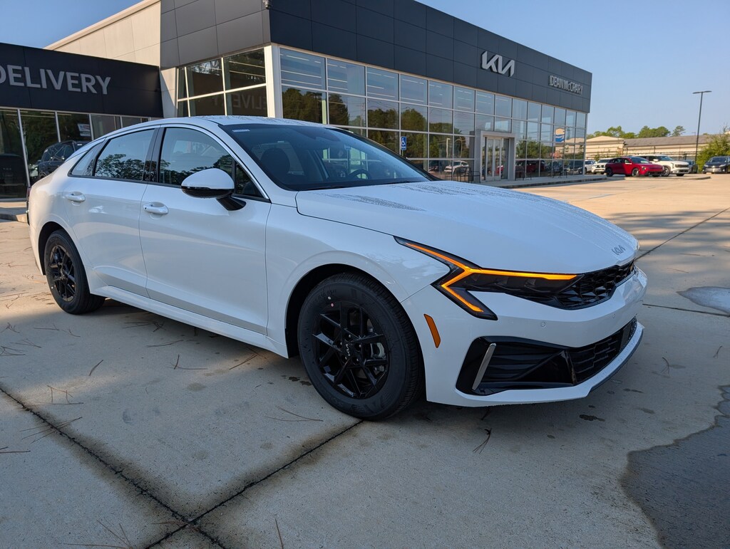 New 2026 Kia K5 LXS Sedan