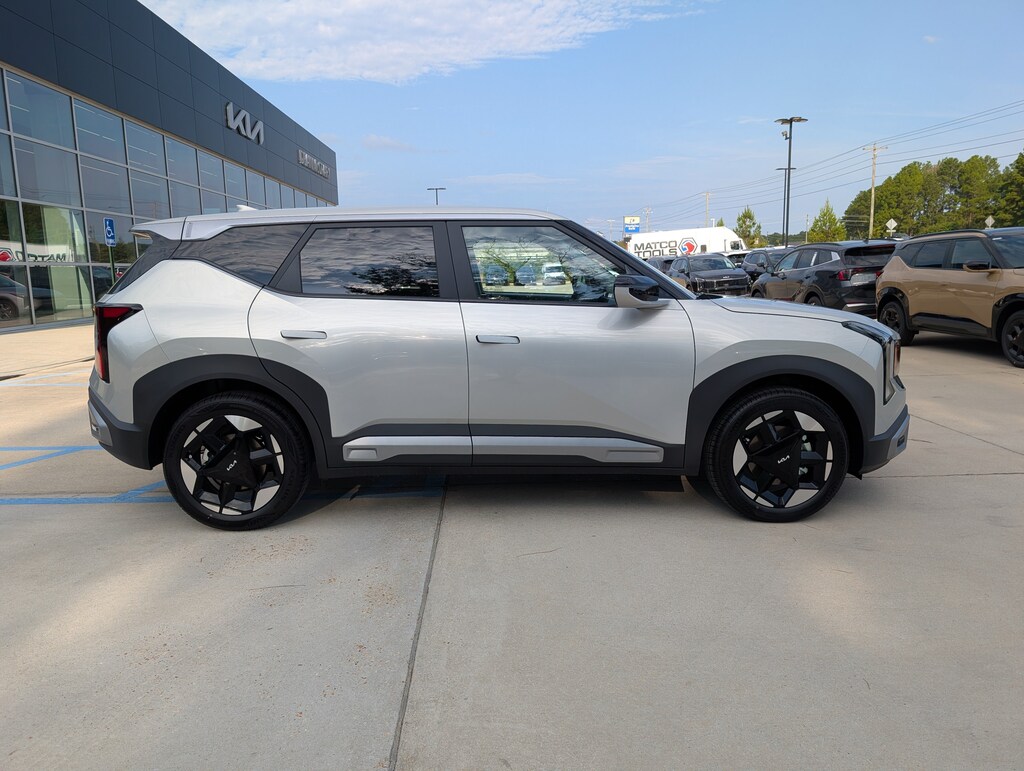 New 2027 Kia Seltos S SUV