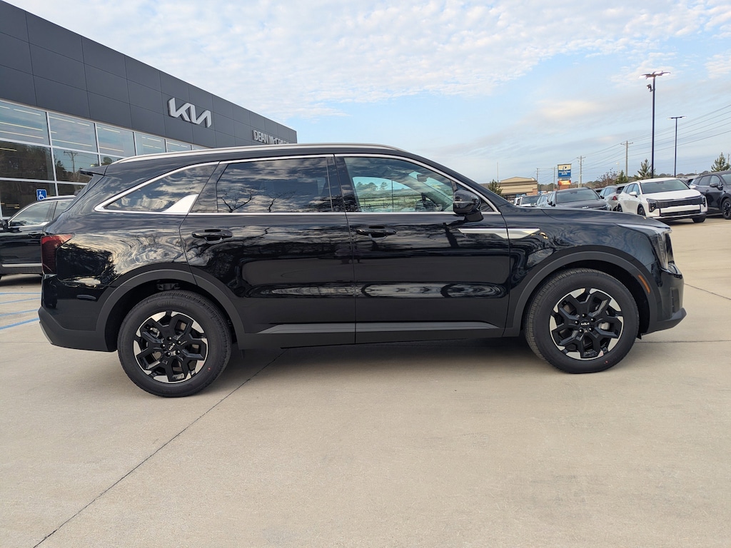 New 2026 Kia Sorento S SUV