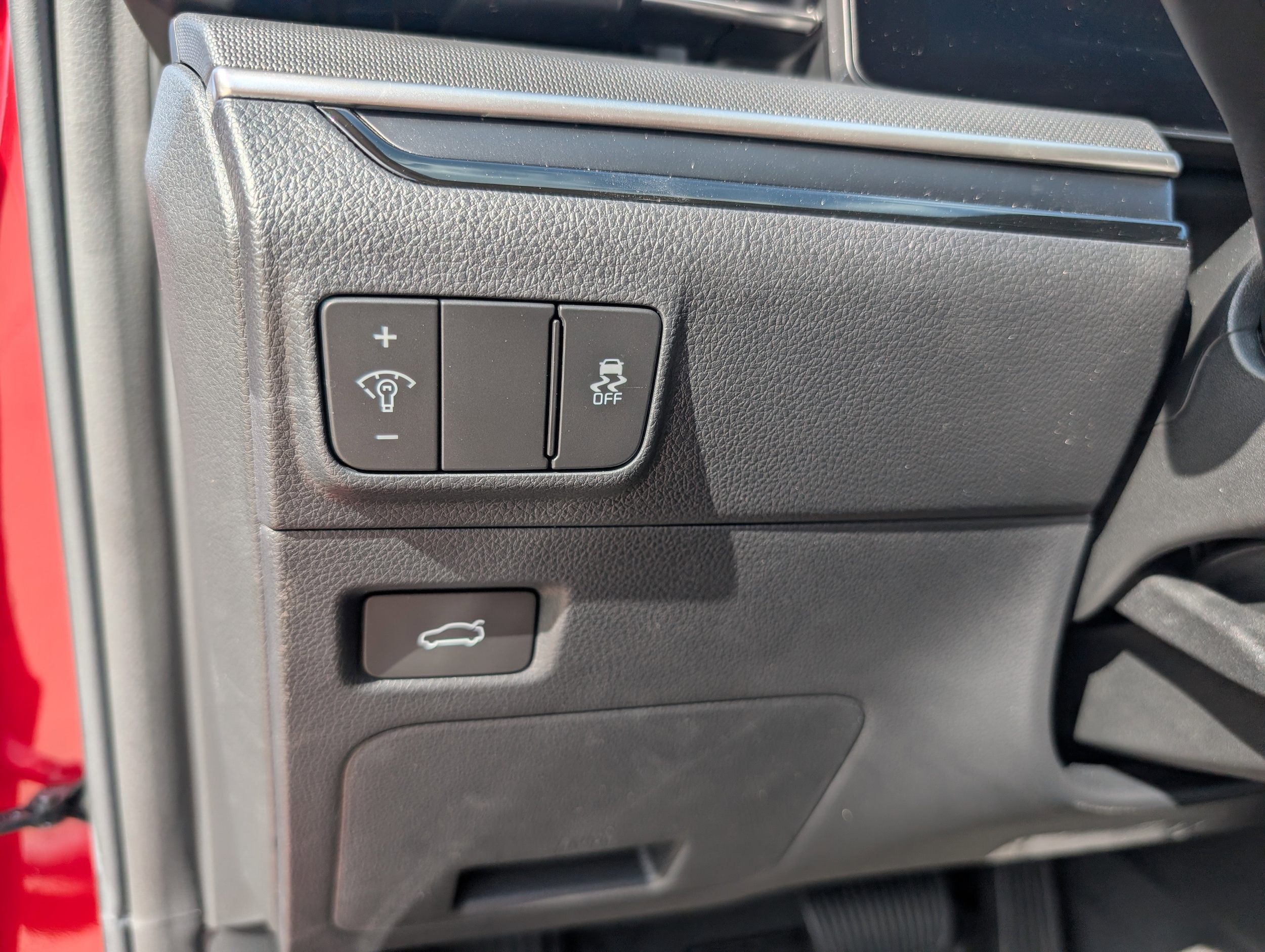 2025 Kia K5 LXS - Photo 22