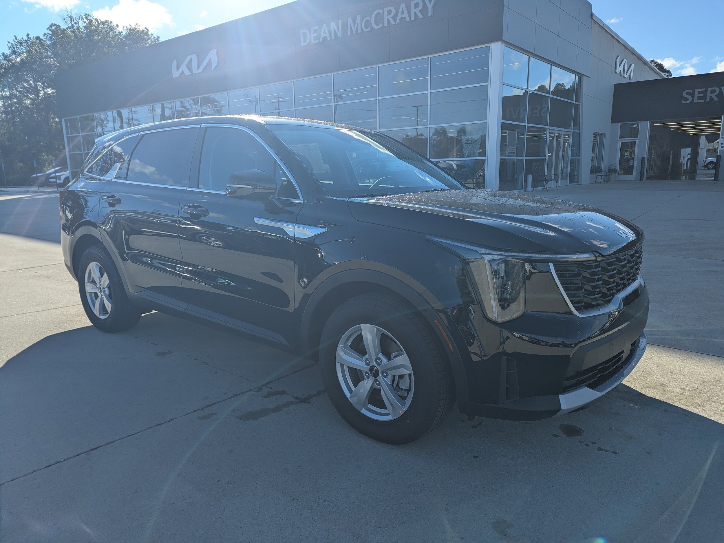 2026 Kia Sorento LX's photo