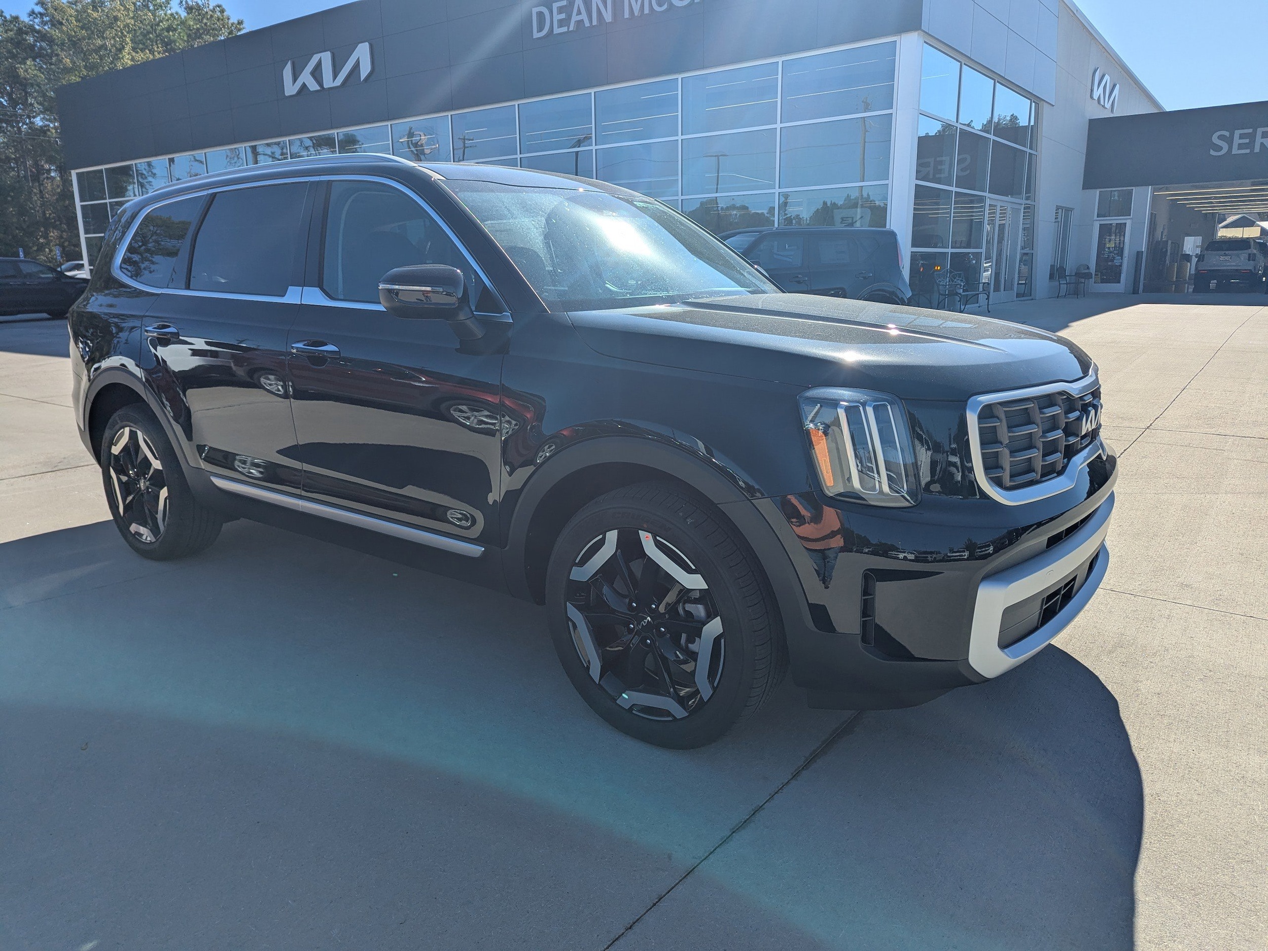 2025 Kia Telluride S's photo