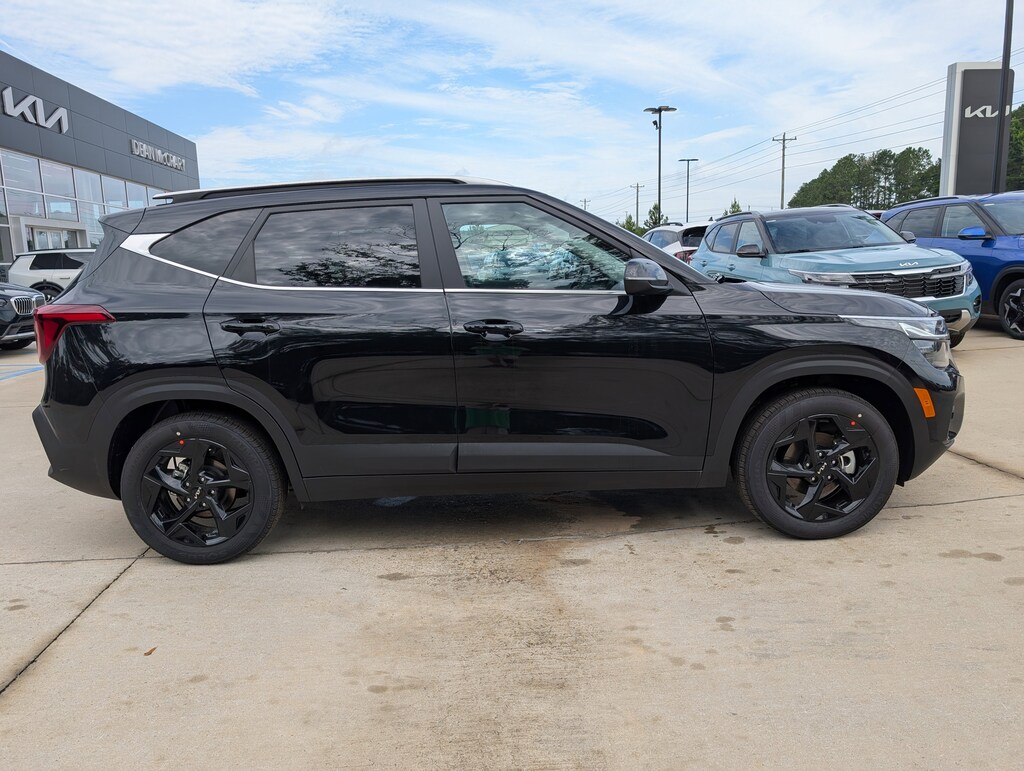 New 2026 Kia Seltos EX SUV