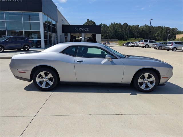 Used 2017 Dodge Challenger SXT with VIN 2C3CDZAG0HH633305 for sale in Hattiesburg, MS