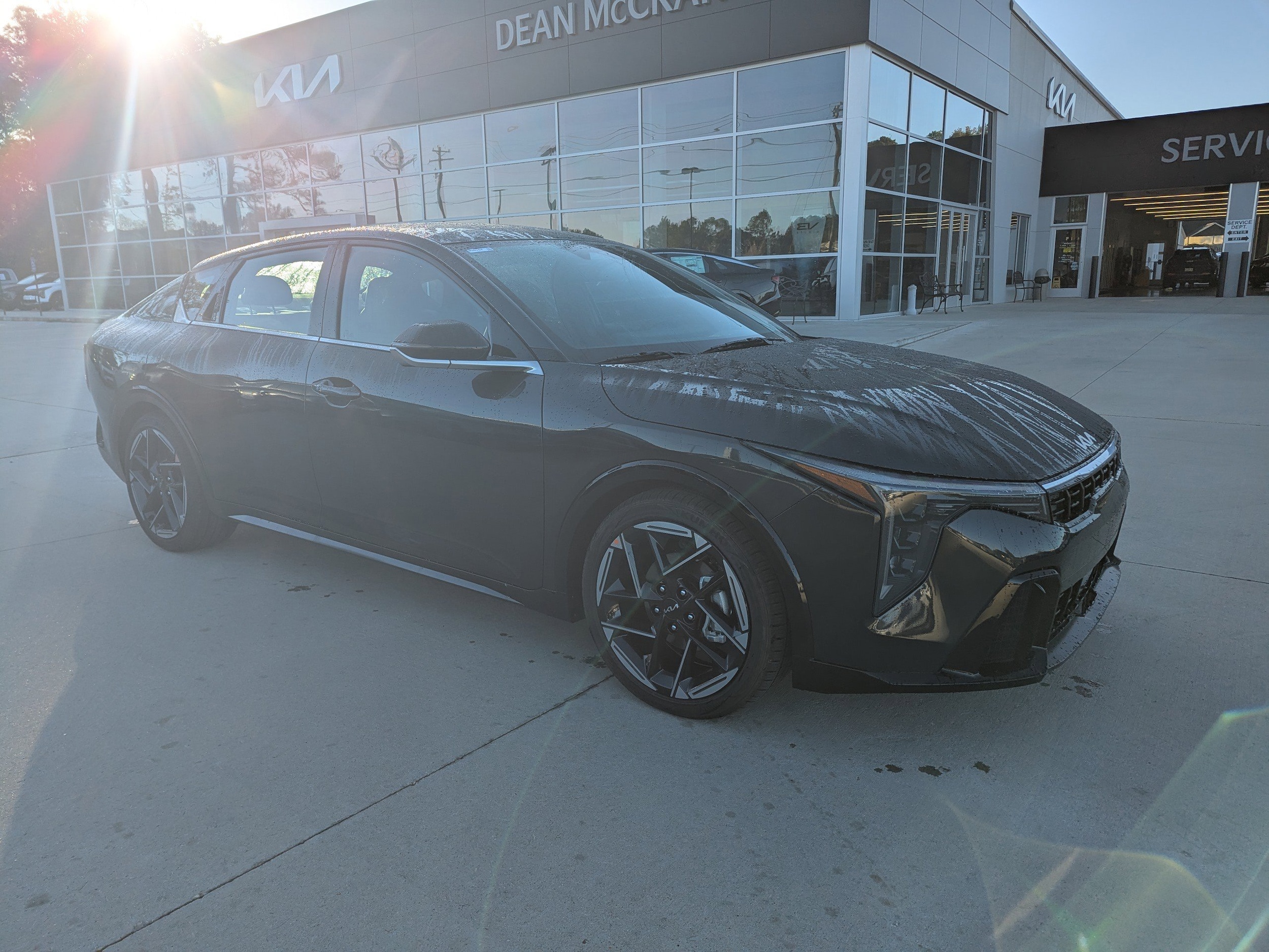 2025 Kia K4 GT-Line's photo