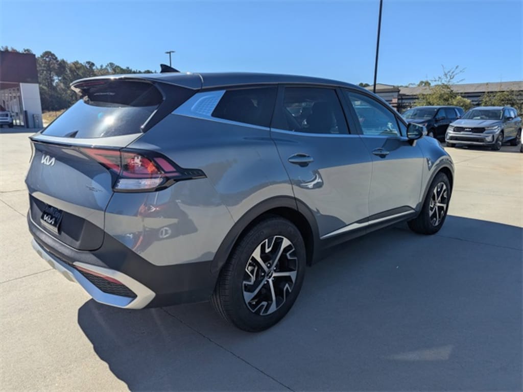 Used 2025 Kia Sportage EX SUV