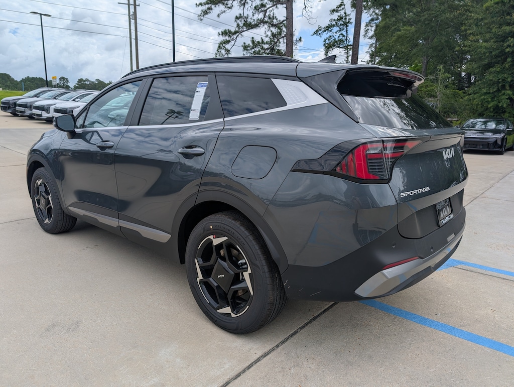 New 2026 Kia Sportage Hybrid EX SUV