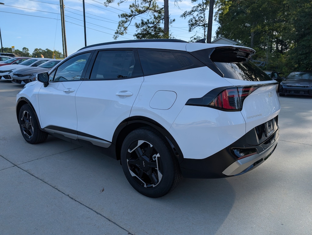 New 2026 Kia Sportage SX SUV