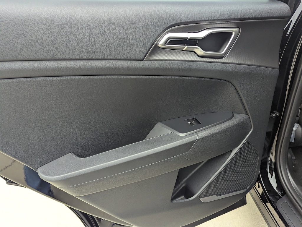 New 2026 Kia Sportage LX SUV