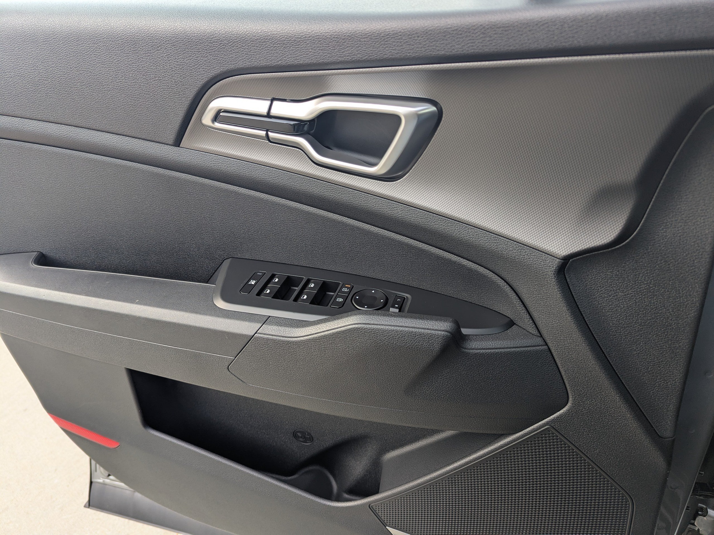 2026 Kia Sportage LX Hybrid - Photo 8