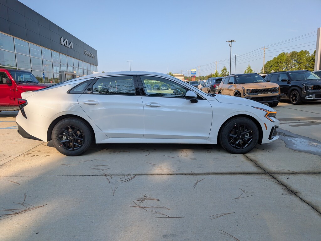 New 2026 Kia K5 LXS Sedan