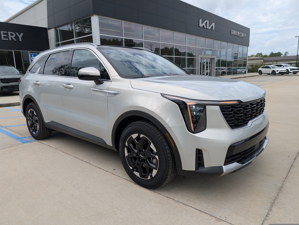 New 2026 Kia Sorento S SUV