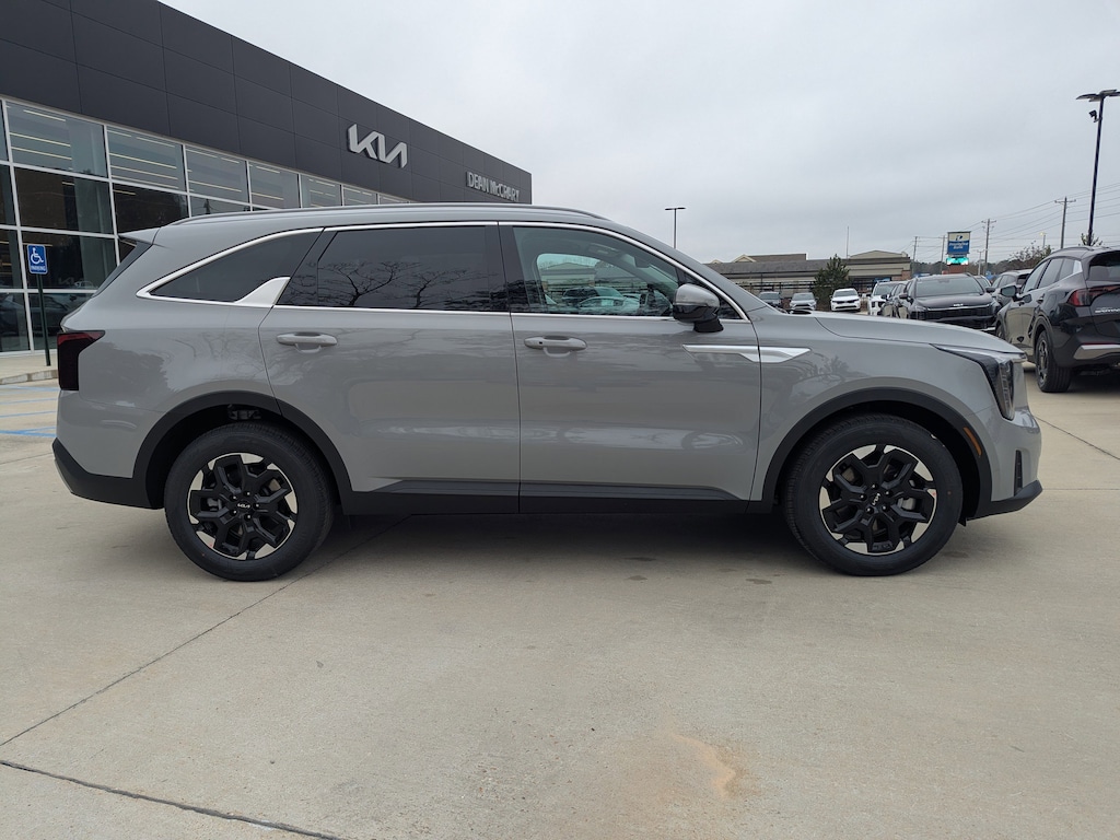 New 2026 Kia Sorento S SUV
