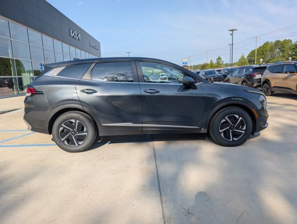 Used 2025 Kia Sportage Hybrid LX SUV