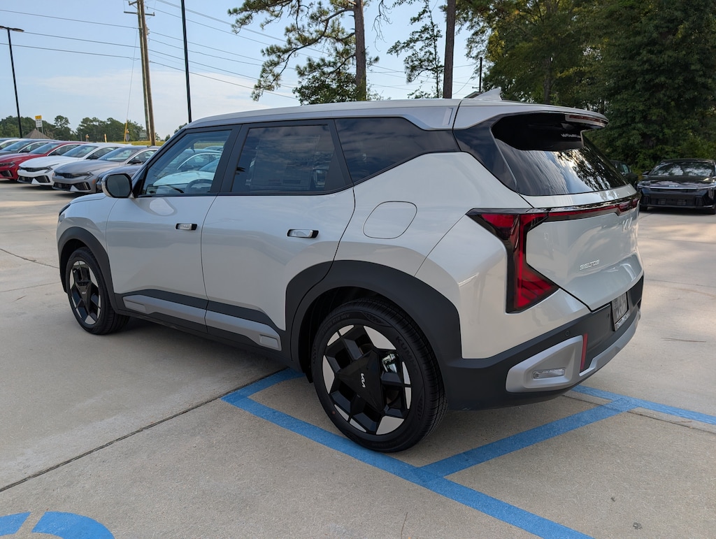 New 2027 Kia Seltos S SUV