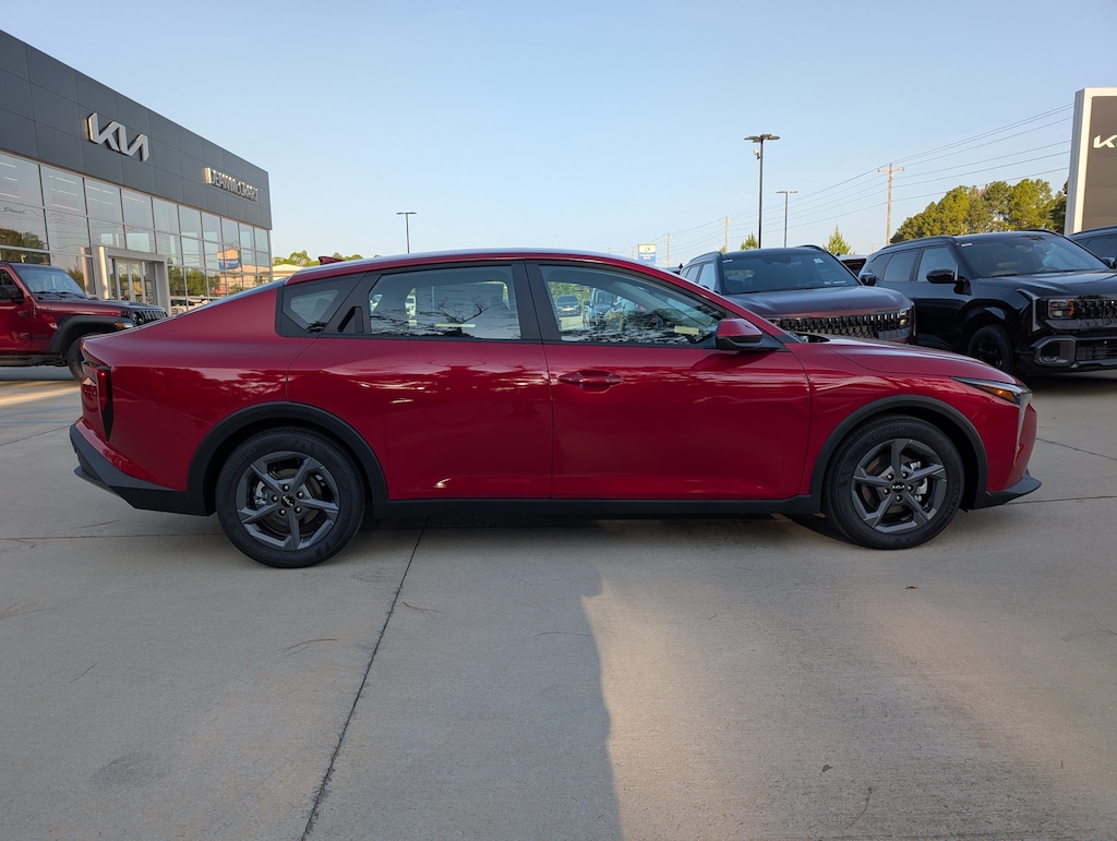 New 2026 Kia K4 LXS Sedan