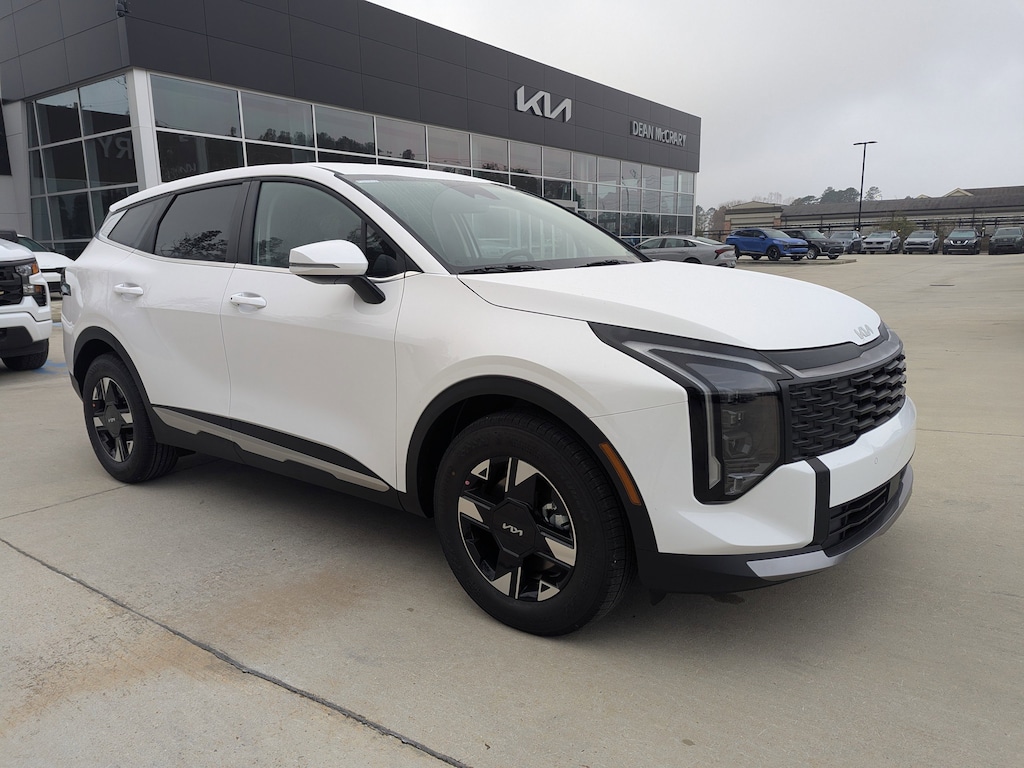 New 2026 Kia Sportage LX SUV