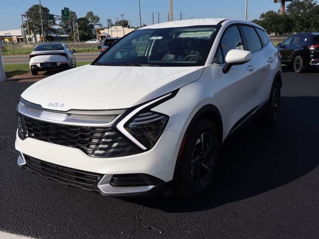 Used 2025 Kia Sportage Hybrid LX SUV
