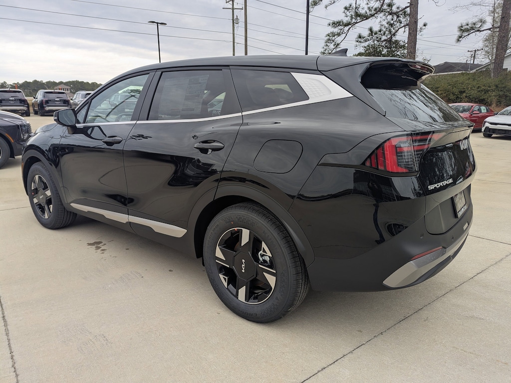 New 2026 Kia Sportage LX SUV