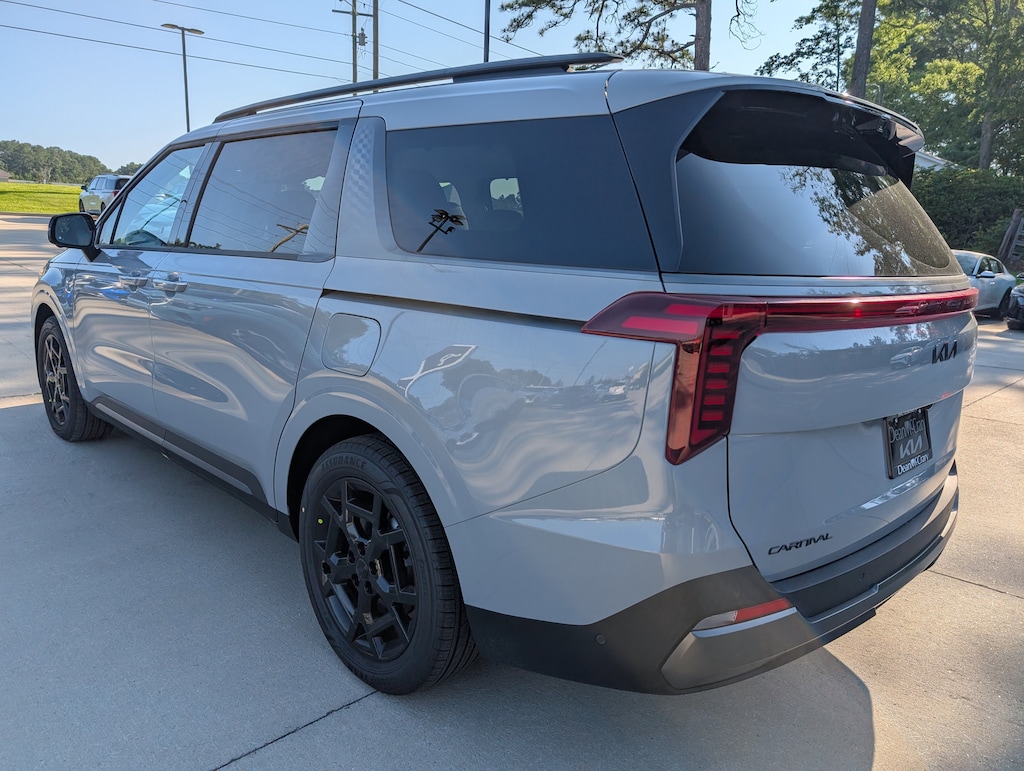 New 2026 Kia Carnival SX Prestige Van Passenger Van