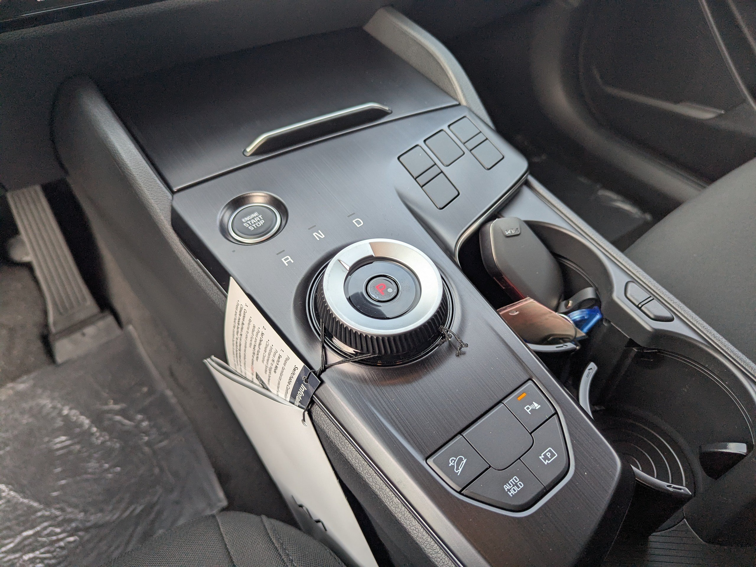 2026 Kia Sportage LX Hybrid - Photo 11