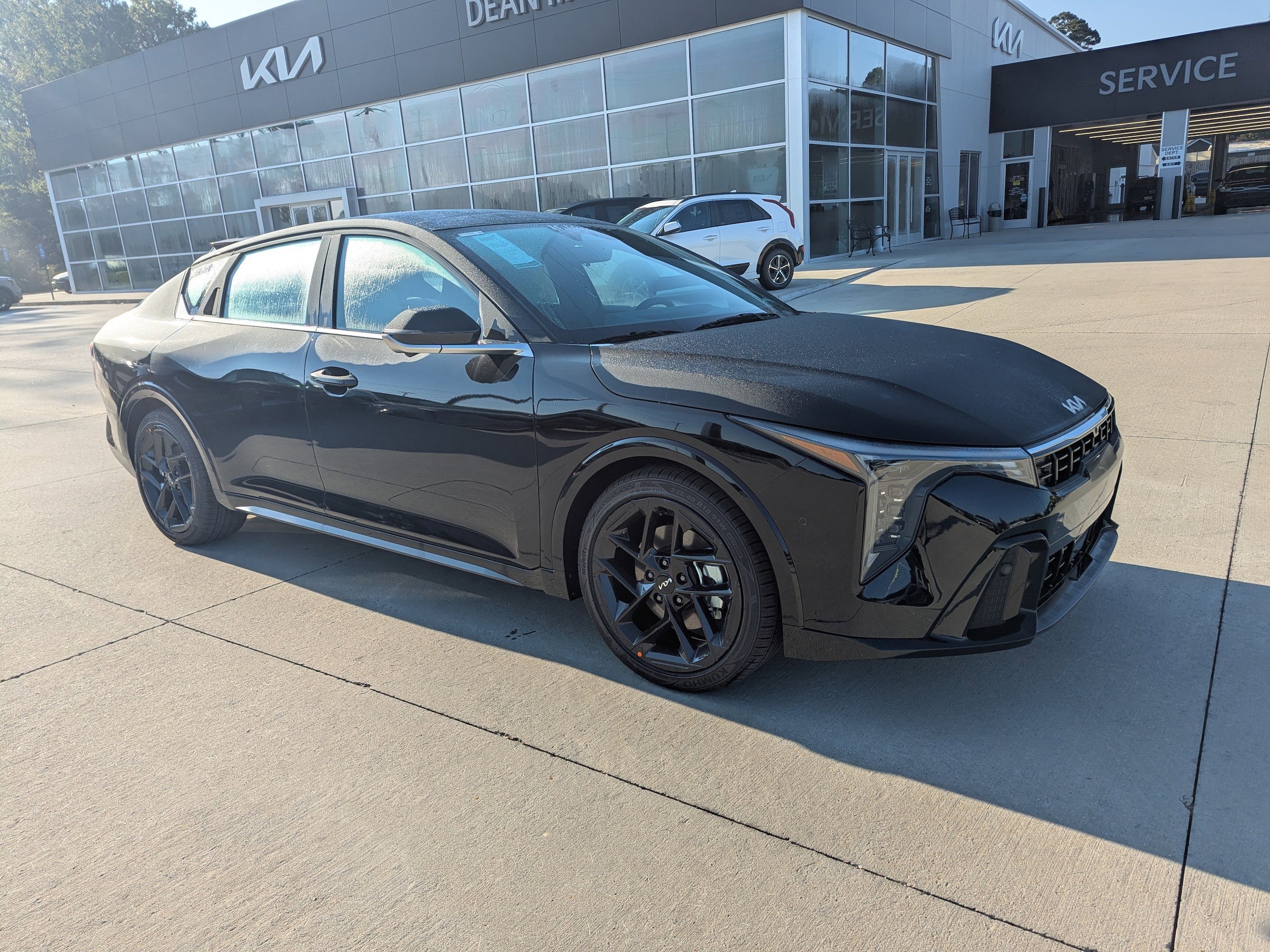 2025 Kia K4 GT-Line Turbo's photo