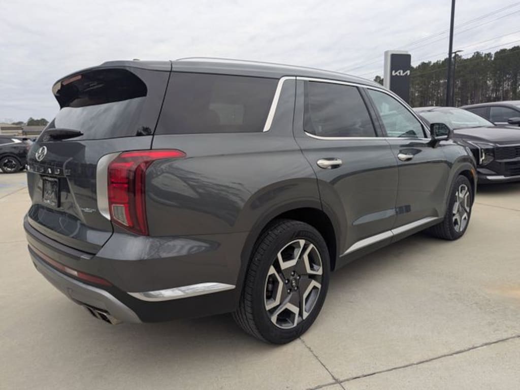Used 2023 Hyundai Palisade Limited SUV