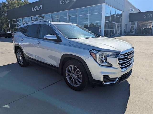 2022 GMC Terrain SLT's photo