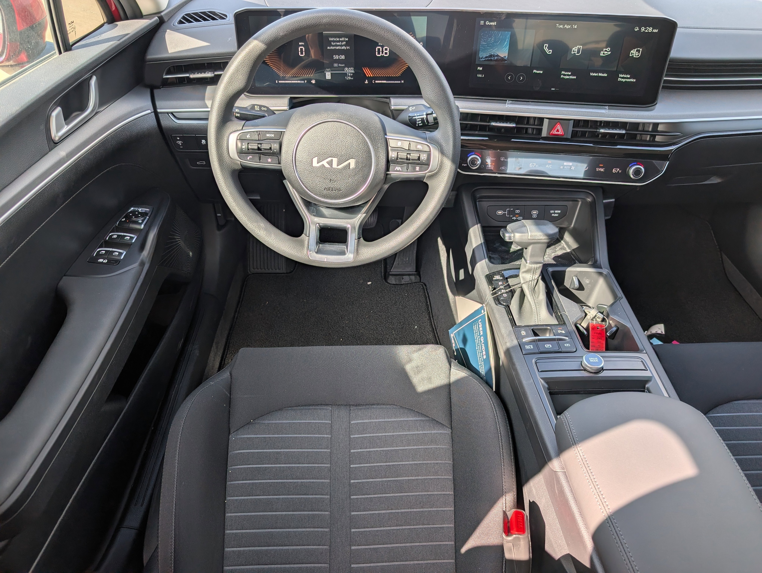 2025 Kia K5 LXS - Photo 25