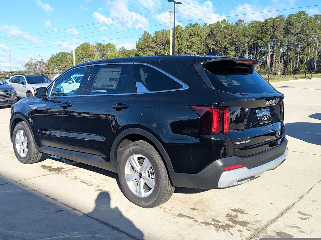 New 2026 Kia Sorento LX SUV