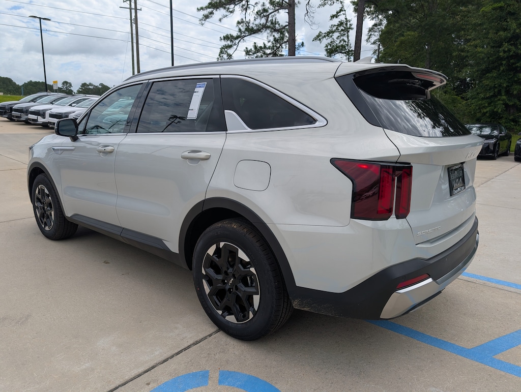 New 2026 Kia Sorento S SUV