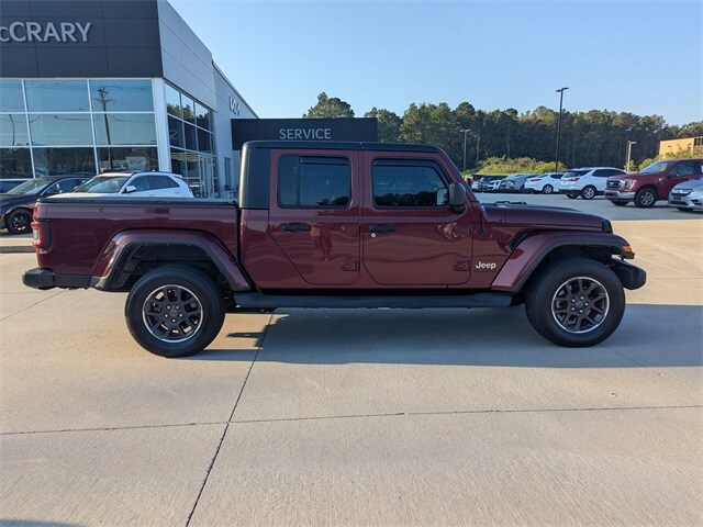 2022 Jeep Gladiator Overland photo 2