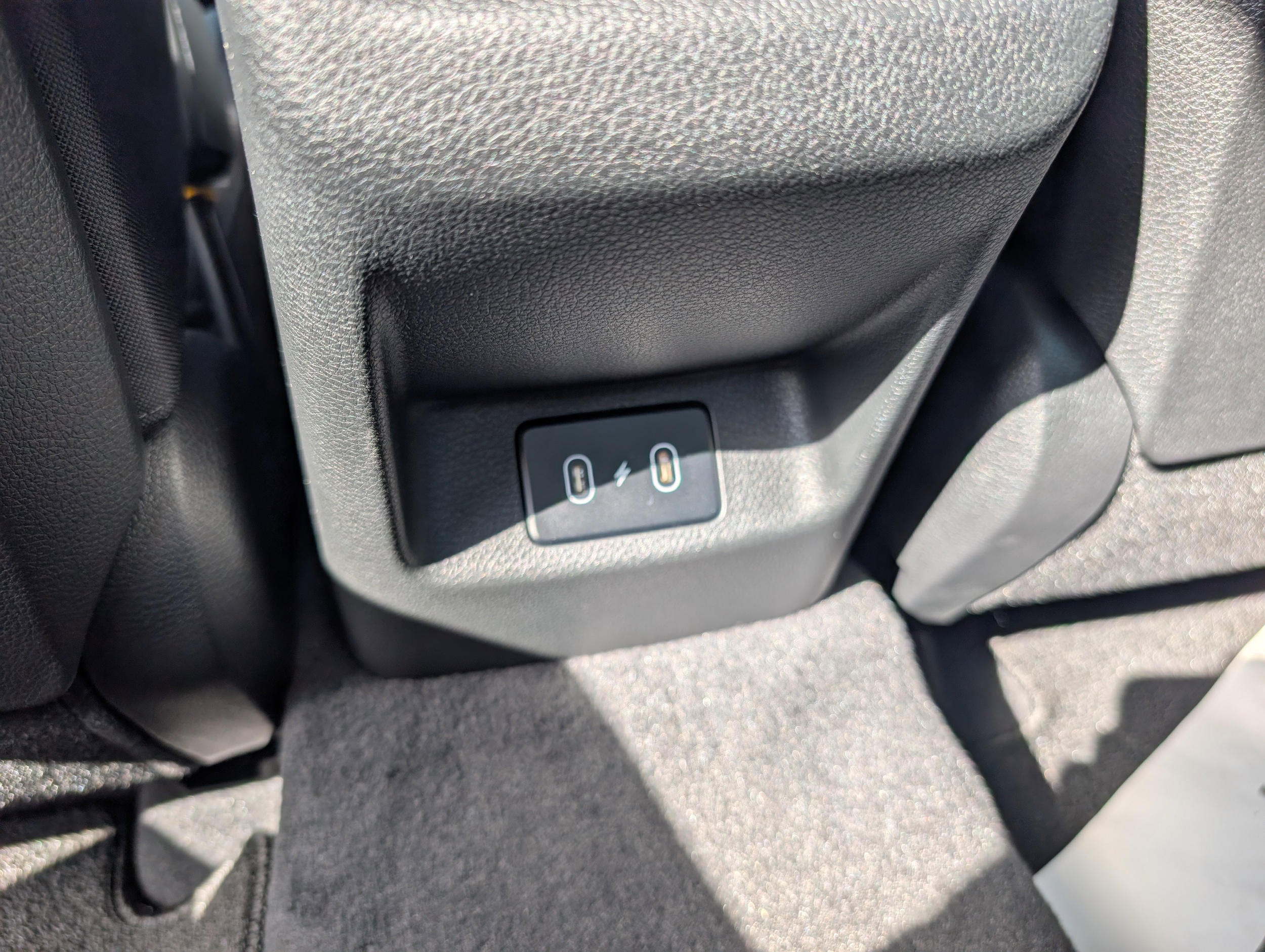 2025 Kia K5 LXS - Photo 26